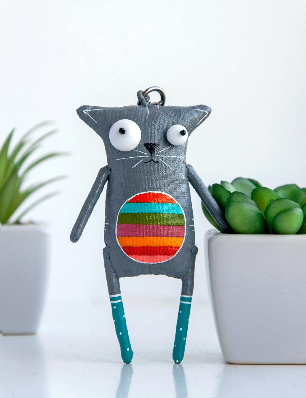 Handmade Gray Cat with Rainbow Belly Keychain | Marlitoyart